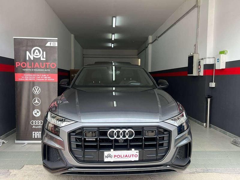 Usata Audi Q8 Sport 286 CV (210 kW) 2019 Grigio SUV
