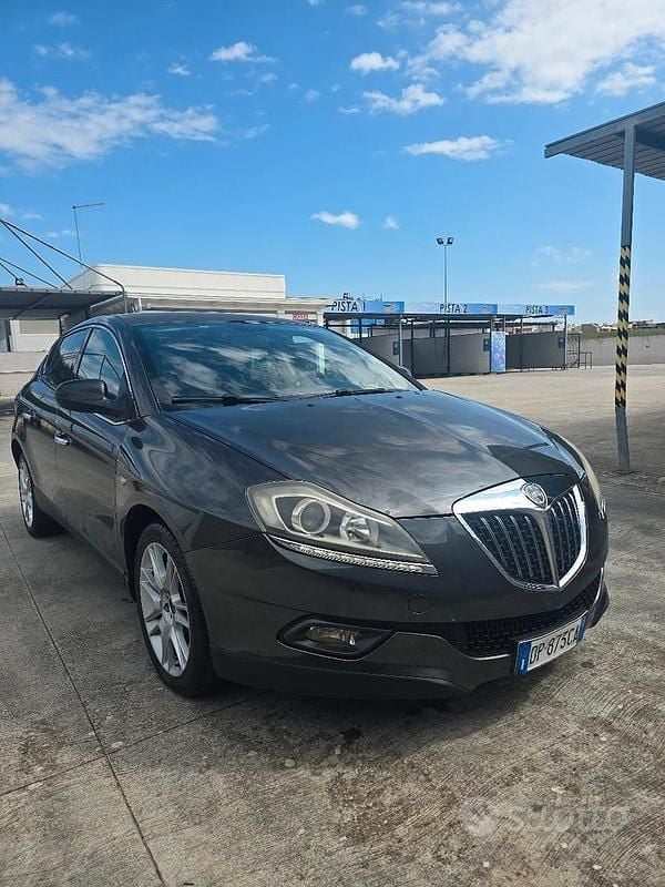 Usata Lancia Delta 120 CV (88 kW) 2008 Nero Utilitaria