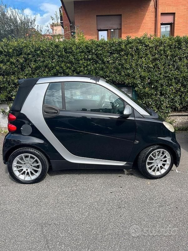 Usata Smart ForTwo Cabrio 84 CV (61 kW) 2008 Nero Cabrio