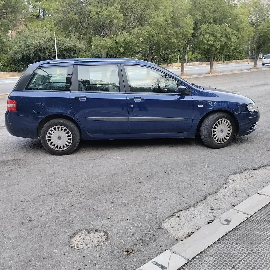 Usata Fiat Stilo 116 CV (85 kW) 2004 Bluazzurro Station wagon
