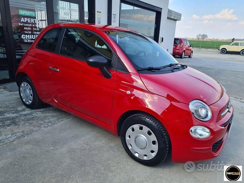 Usata Fiat 500 Dolcevita 69 CV (50 kW) 2023 Rosso Berlina