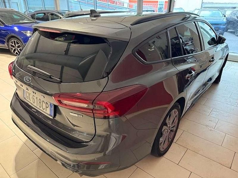 Usata Ford Focus ST-Line X 125 CV (91 kW) 2022 Grigio Station wagon