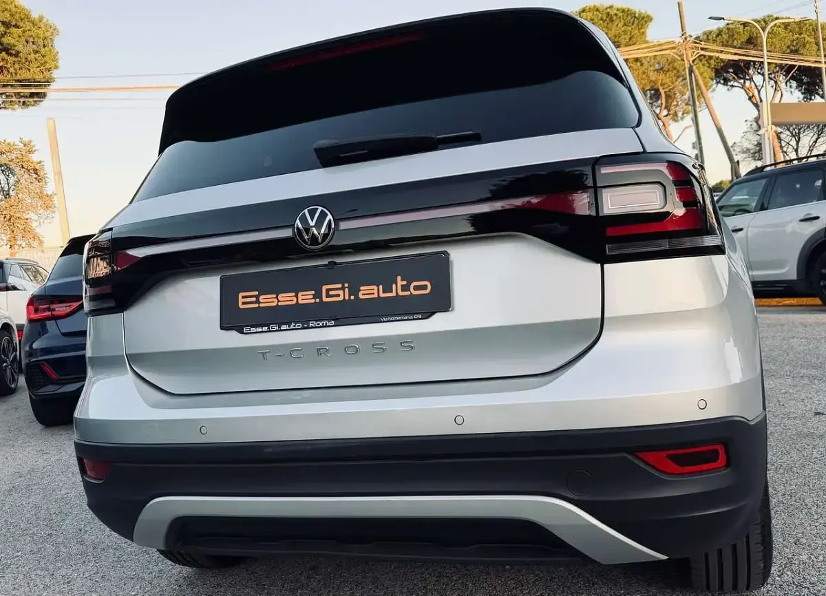 Usata VW T-Cross Style 110 CV (80 kW) 2022 Argento SUV