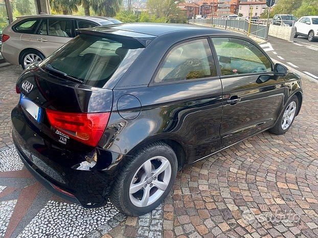 Usata Audi A1 90 CV (66 kW) 2015 Nero Utilitaria