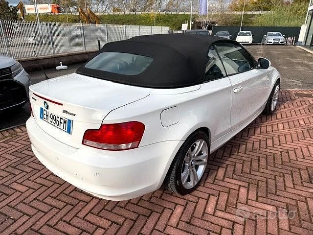 Usata BMW 118 Cabriolet 143 CV (105 kW) 2010 Bianco Cabrio