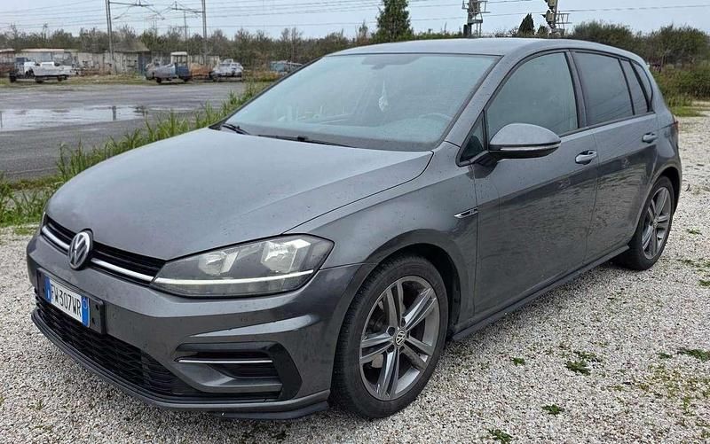 Usata VW Golf VII R-line 116 CV (85 kW) 2019 Grigio Berlina
