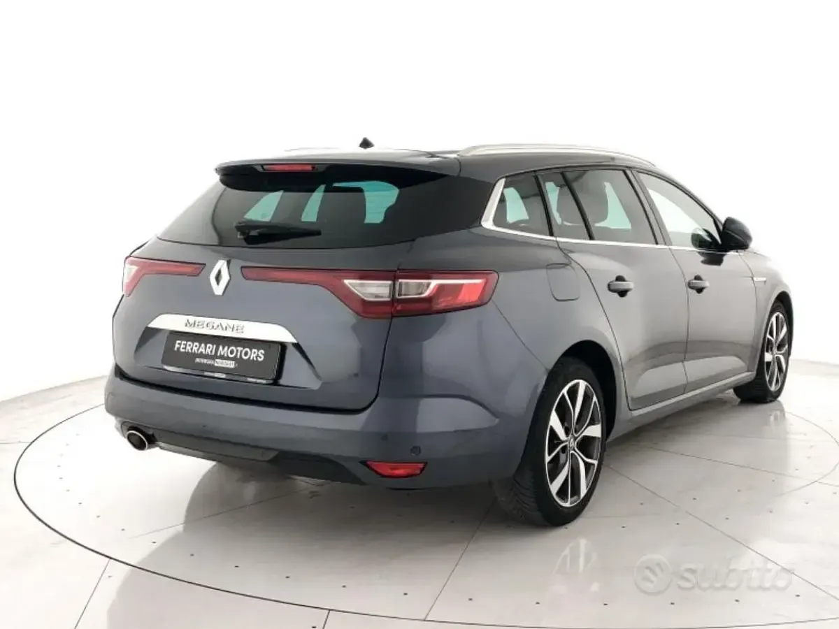 Usata Renault Mégane GrandTour Bose Edition 110 CV (80 kW) 2018 Bluazzurro Station wagon