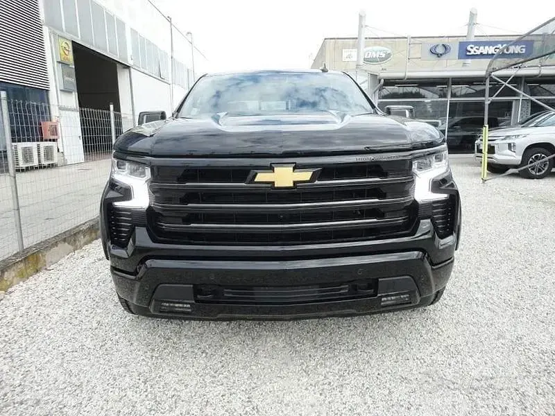 Nuova Chevrolet Silverado 420 CV (308 kW) 2026 Nero SUV
