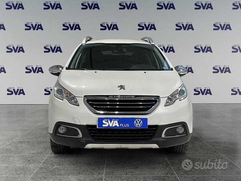 Usata Peugeot 2008 Allure 100 CV (73 kW) 2016 Bianco SUV