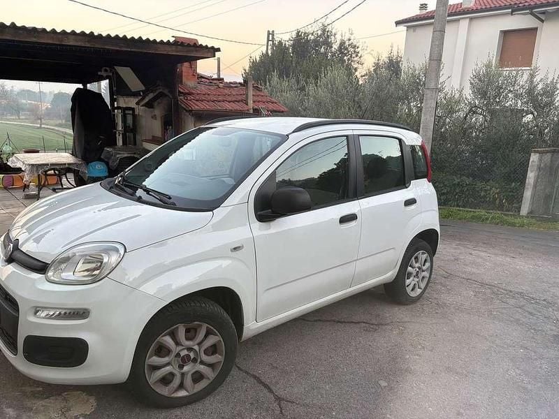 Usata Fiat Panda Pop 80 CV (58 kW) 2014 Bianco Utilitaria