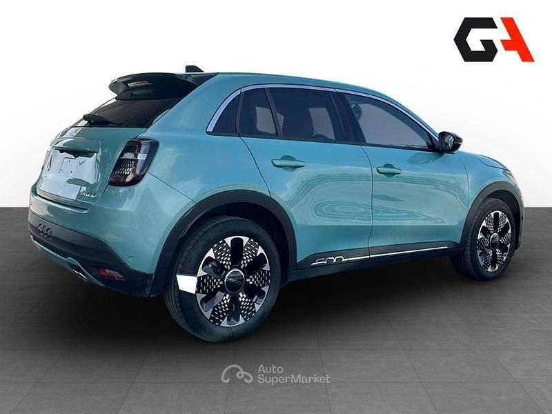 Usata Fiat 600 La Prima 136 CV (100 kW) 2024 Blu/azzurro SUV