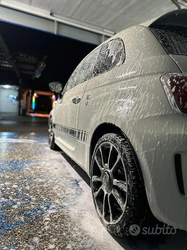 Usata Abarth 595 145 CV (106 kW) 2023 Bianco Utilitaria