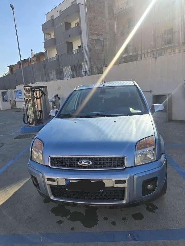 Usata Ford Fusion Titanium 68 CV (50 kW) 2008 Utilitaria