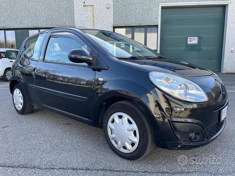 Usata Renault Twingo Dynamique 76 CV (55 kW) 2008 Nero Utilitaria