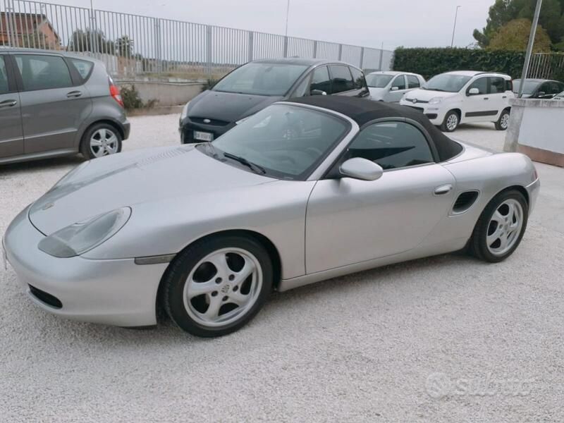 Usata Porsche Boxster 204 CV (150 kW) 1997 Grigio Cabrio
