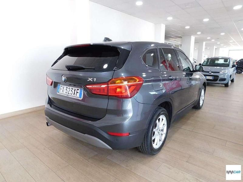 Usata BMW X1 Advantage 150 CV (110 kW) 2016 Grigio SUV