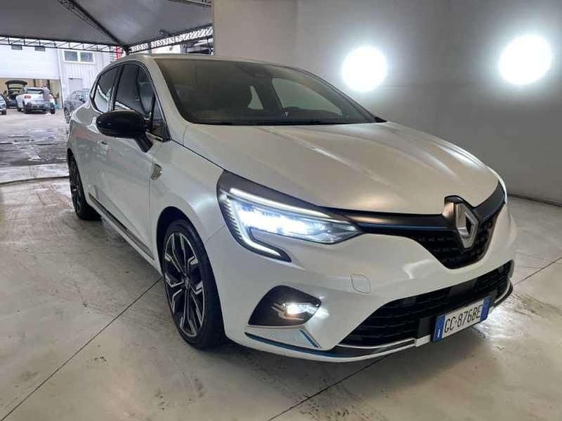 Usata Renault Clio V Initiale Paris 91 CV (66 kW) 2020 Bianco banquise Utilitaria