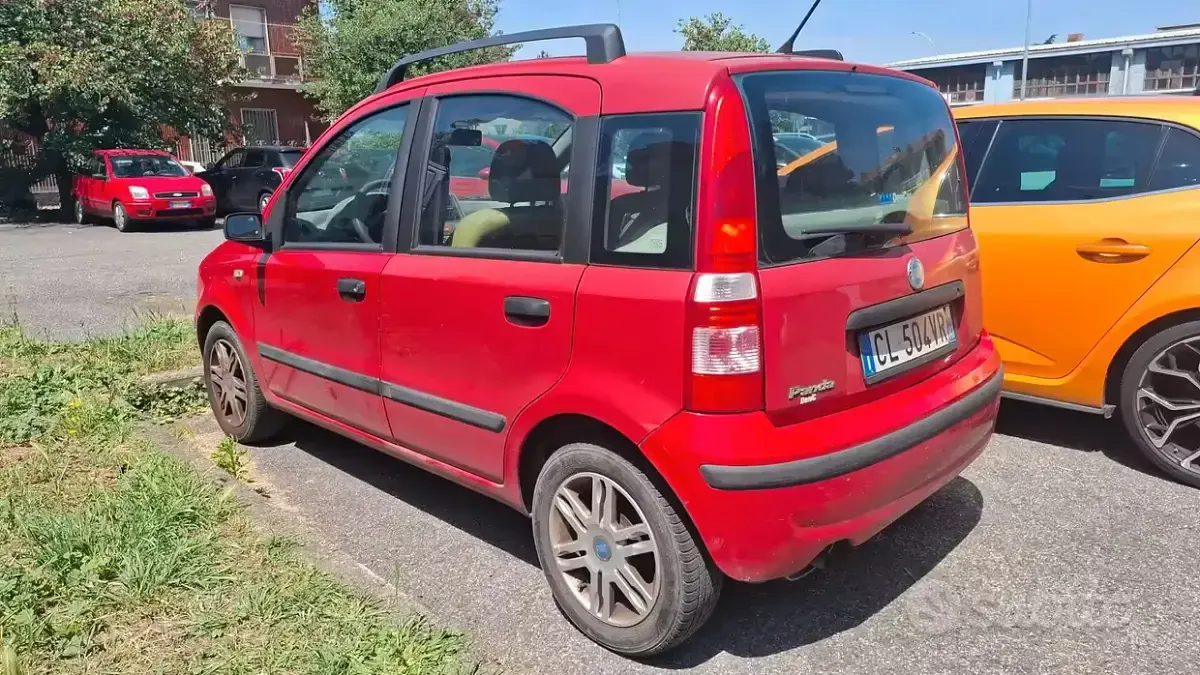 Usata Fiat Panda Emotion 60 CV (44 kW) 2004 Rosso Utilitaria