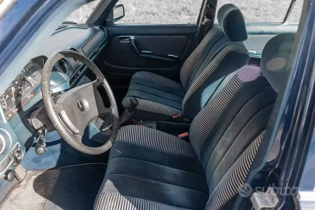 Usata Mercedes 200 SE 1982 Blu Berlina