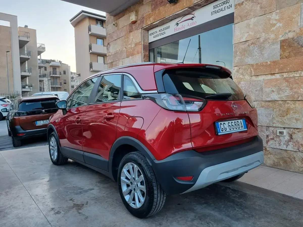 Usata Opel Crossland Elegance 110 CV (80 kW) 2021 Rosso SUV
