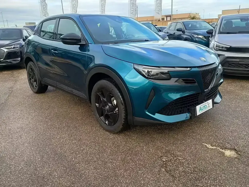 Usata Alfa Romeo GT Junior 136 CV (100 kW) 2025 Blu SUV