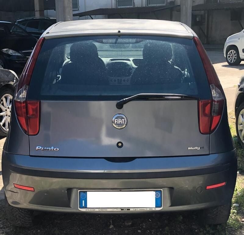 Usata Fiat Punto 69 CV (50 kW) 2005 Grigio Utilitaria