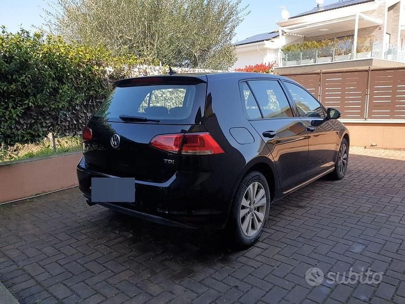 Usata VW Golf VII 110 CV (80 kW) 2017 Nero Berlina