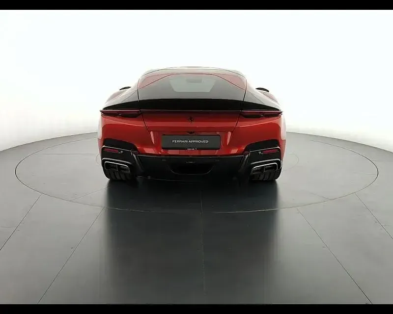 Usata Ferrari 12 Cilindri 829 CV (609 kW) 2025 Rosso Coupé