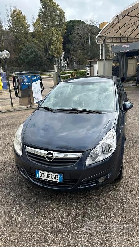 Usata Opel Corsa 80 CV (58 kW) 2009 Utilitaria