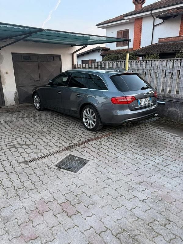 Usata Audi A4 Ambiente 177 CV (130 kW) 2013 Grigio Station wagon