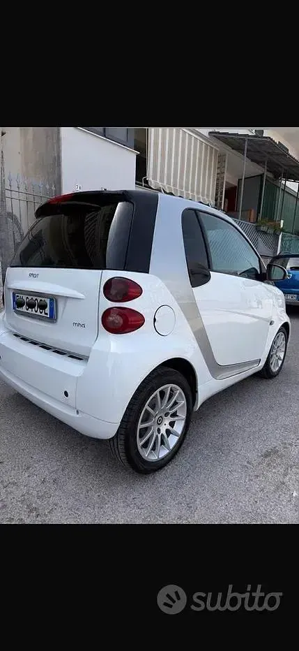 Usata Smart ForTwo Coupé 61 CV (44 kW) 2012 Bianco Coupé