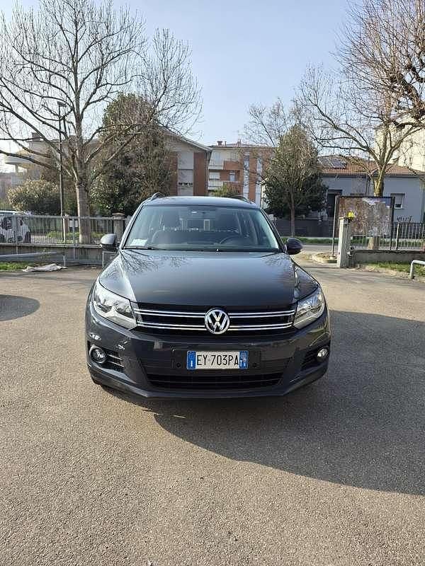 Usata VW Tiguan LOUNGE 122 CV (89 kW) 2015 Grigio SUV