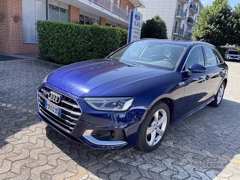 Usata Audi A4 Advanced 190 CV (139 kW) 2020 Blu/azzurro Station wagon