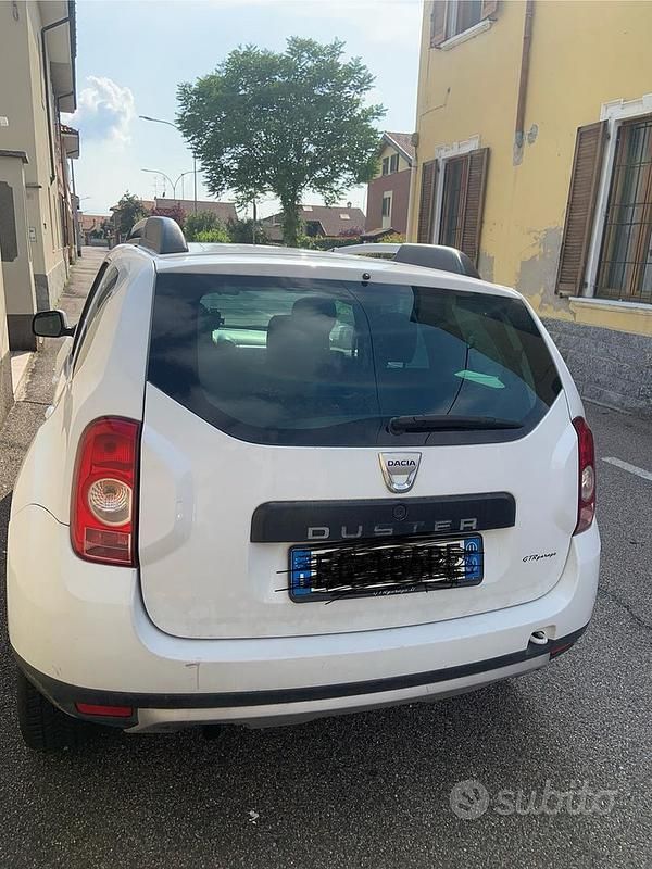 Usata Dacia Duster 110 CV (80 kW) 2011 Bianco Utilitaria