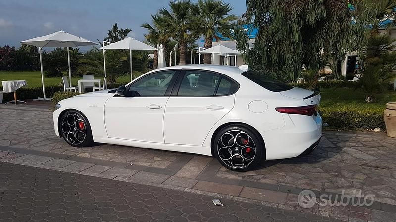 Usata Alfa Romeo Giulia Veloce 210 CV (154 kW) 2018 Bianco Berlina