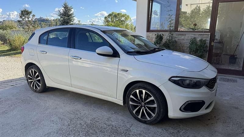 Usata Fiat Tipo Lounge 120 CV (88 kW) 2017 Berlina