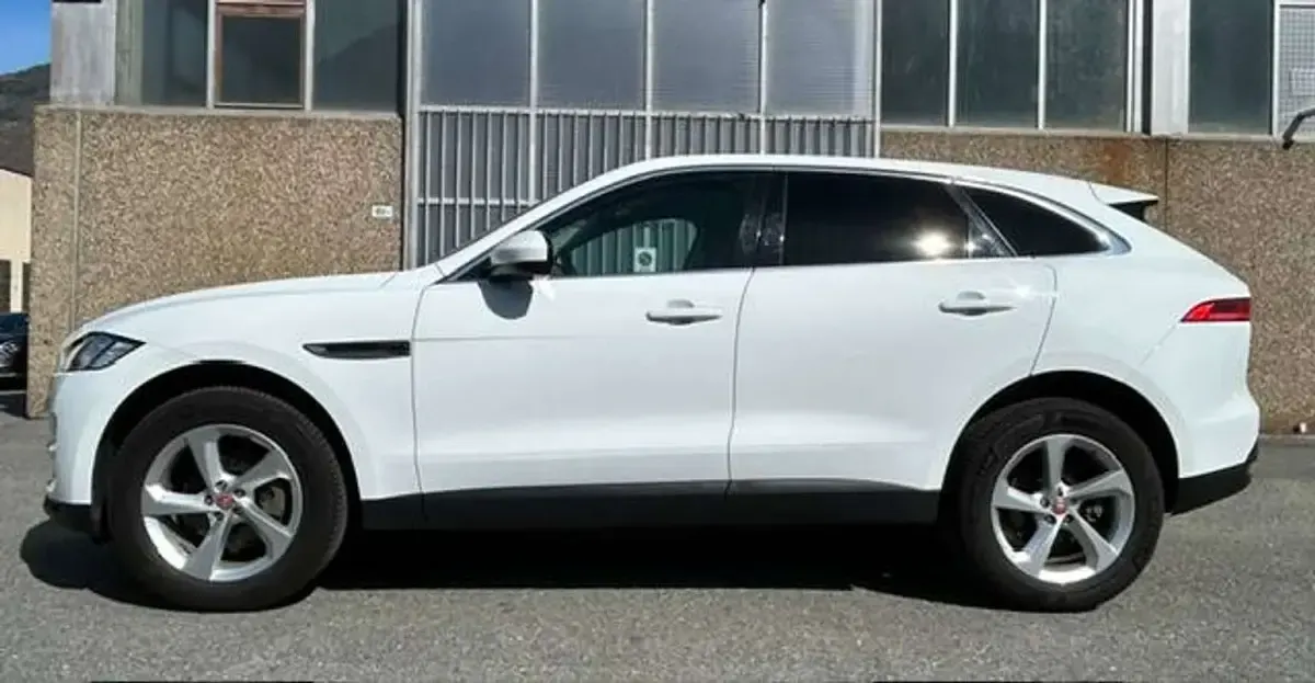 Usata Jaguar F-Pace Pure 179 CV (131 kW) 2019 Bianco SUV