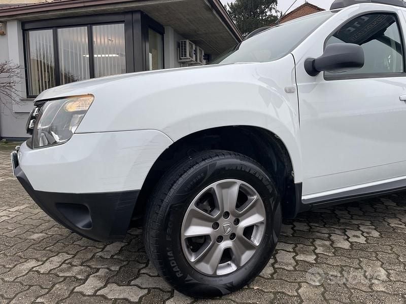 Usata Dacia Duster 110 CV (80 kW) 2014 Bianco SUV