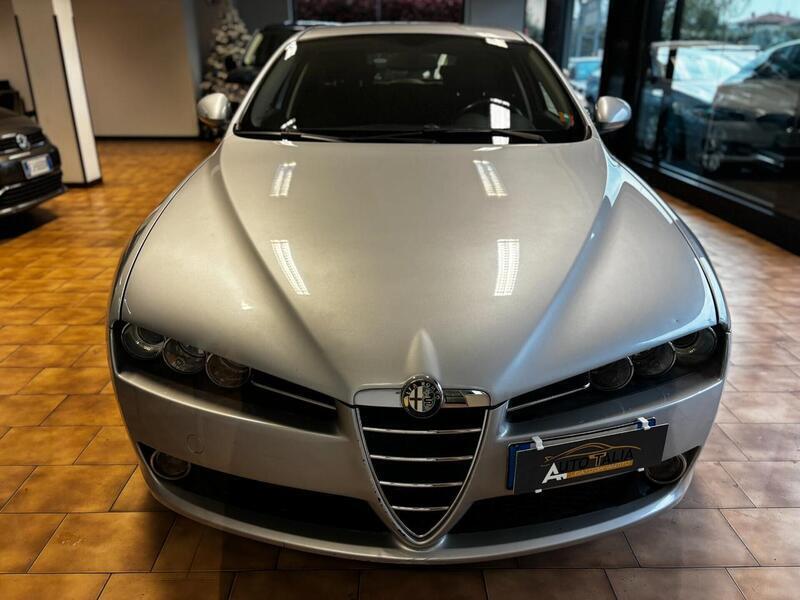 Usato 2008 Alfa Romeo 159 1.9 Diesel 149 CV (4.900 €)