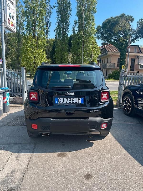 Usata Jeep Renegade Limited 131 CV (96 kW) 2022 Nero SUV
