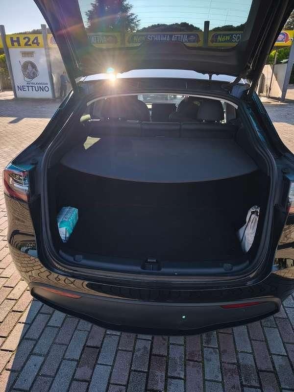 Occasion Tesla Model Y RWD 88 kW (120 ch) 2024 Noir SUV