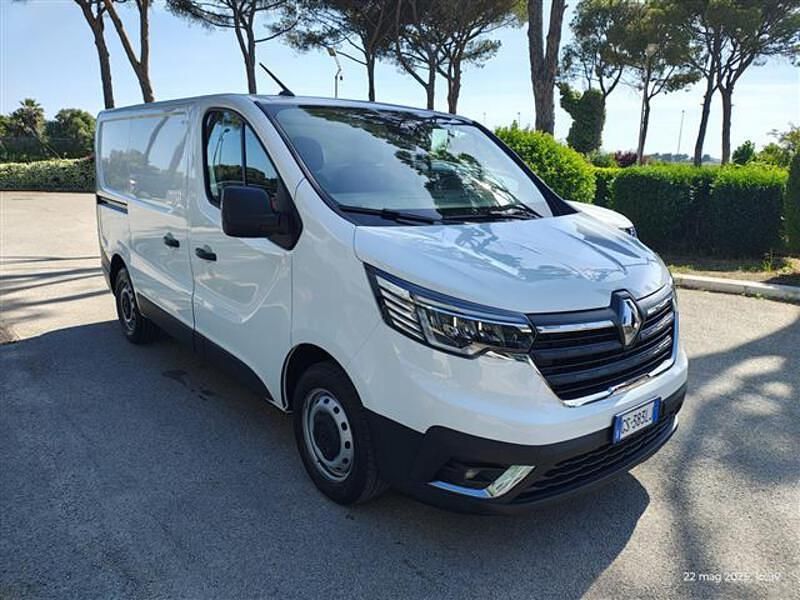 Usata Renault Trafic 130 CV (95 kW) 2024 Bianco Monovolume
