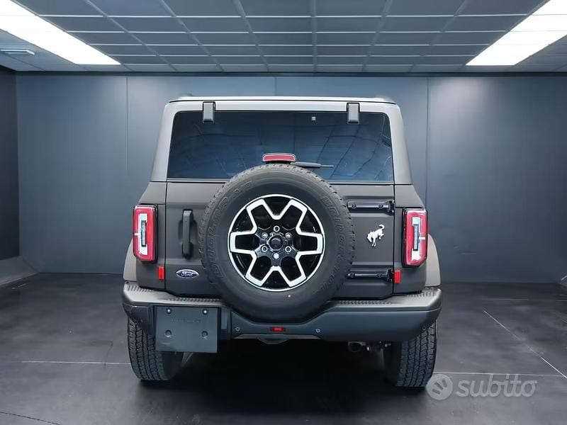 Usata Ford Bronco Outer Banks 335 CV (246 kW) 2024 Nero SUV