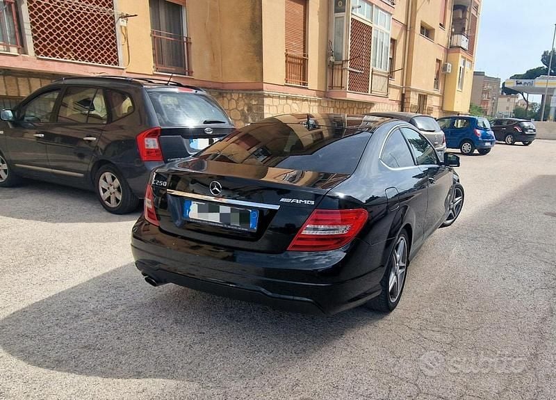 Usata Mercedes C250 AMG 204 CV (150 kW) 2012 Nero Coupé