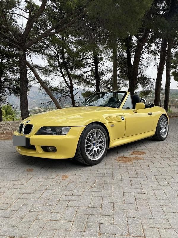 Usata BMW Z3 Efficient Dynamics 140 CV (102 kW) 1999 Giallo Cabrio