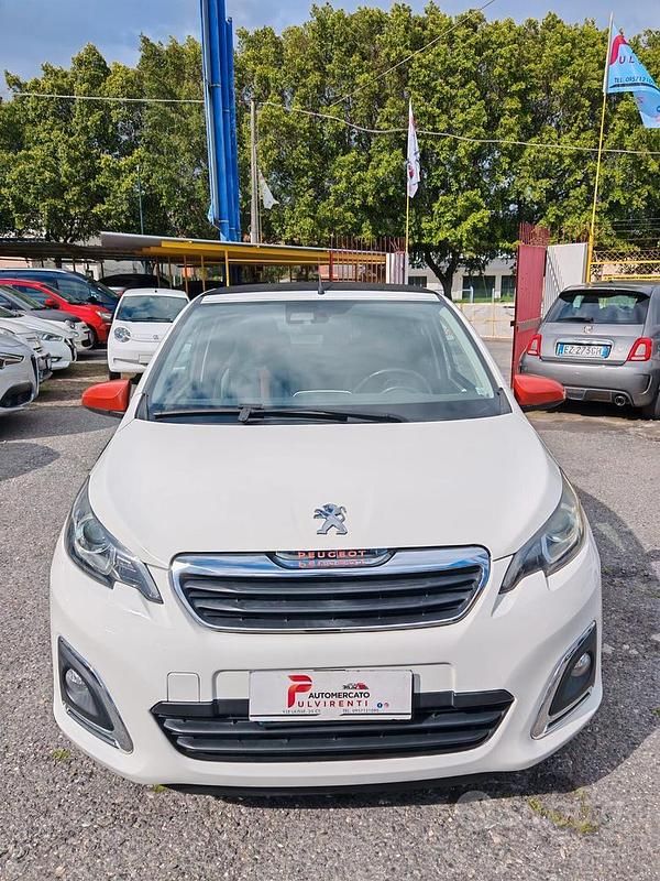 Usata Peugeot 108 Collection 69 CV (50 kW) 2017 Bianco Utilitaria