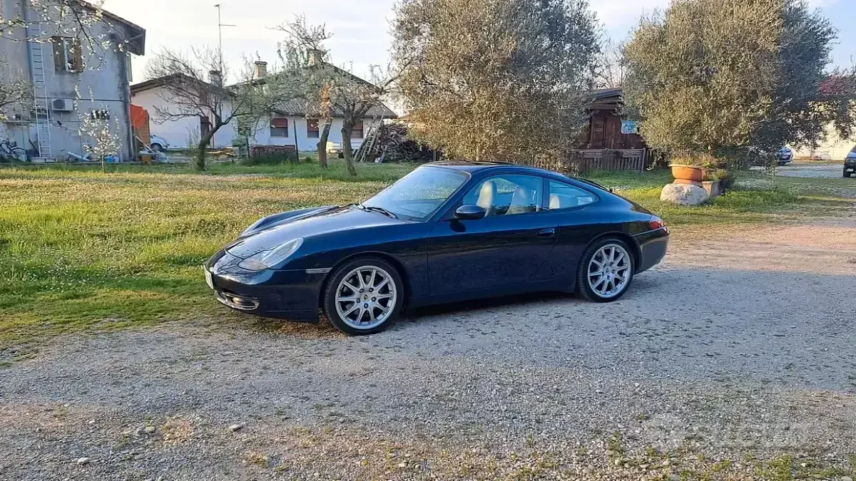Usata Porsche 911 300 CV (220 kW) 2000 Bluazzurro Coupé