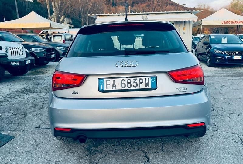 Usata Audi A1 95 CV (69 kW) 2015 Argento Utilitaria