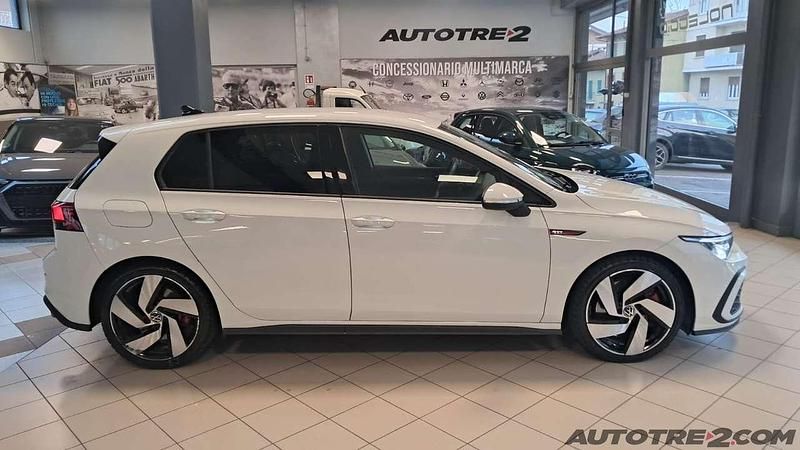 Usata VW Golf VIII GTI 245 CV (180 kW) 2020 Bianco Utilitaria