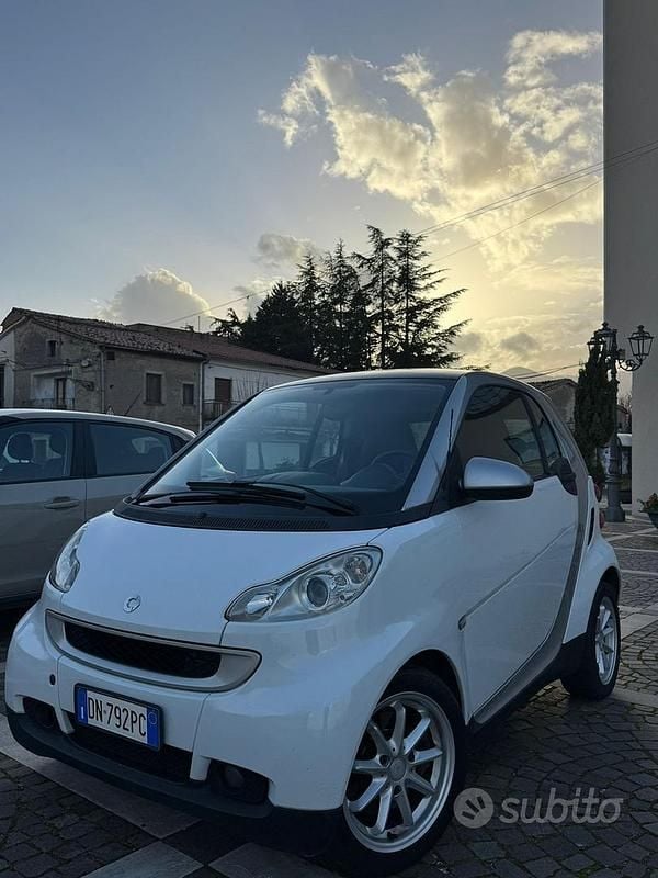 Usata Smart ForTwo Coupé 71 CV (52 kW) 2008 Bianco Coupé